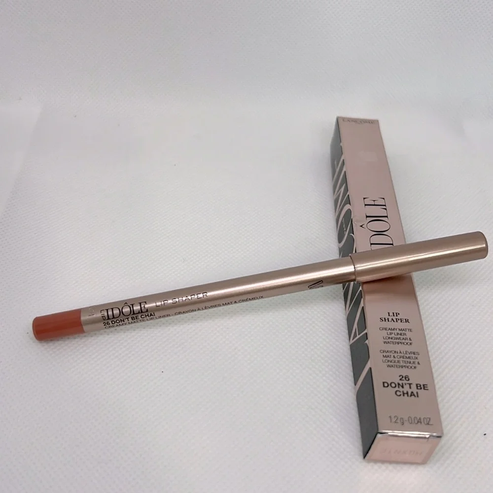 Lancôme Lip Idôle Lip Shaper 26 Don't Be Chai (warm caramel beige) Full Size New